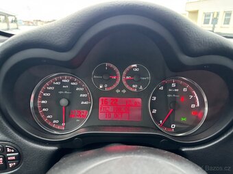 Alfa Romeo 147 1.6 TS - 12