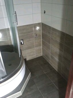 obkladač + zedník - 12