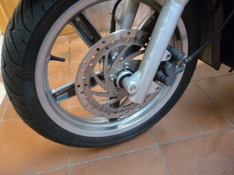 Aprilia Scarabeo 200. rok 2002. Najeto 34677km. - 12