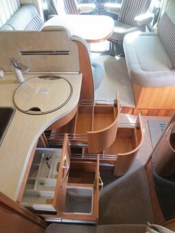 Prodám obytné auto Hymer T554 cl - 12