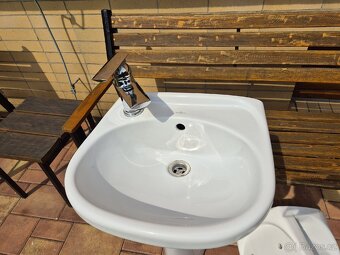 umyvadlo včetně baterie+wc mísa - 12