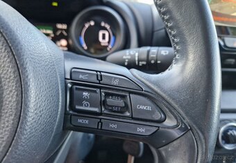 Toyota Yaris 1.5 Dynamic Force Comfort MDS - 12