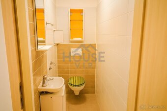 Prodej bytu 3+kk, 83,2 m² + lodžie a balkon, s garářovým stá - 12