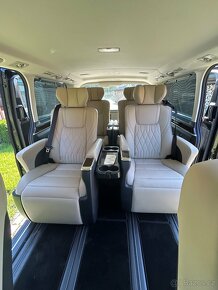 Toyota Granvia Premium - 12