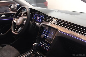 VW Passat B8 2.0 TDI DSG Nez. topení Display Matrix - 12
