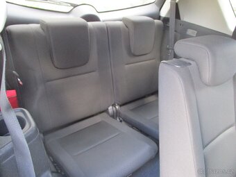 TOYOTA COROLLA VERSO -1.8 VVT-i ,7 míst, automat - 12