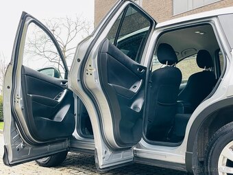 Mazda CX-5 2.0i 4x4 AUTOMAT SENZORY VÝHŘEV SERVISKA MAZDA - 12