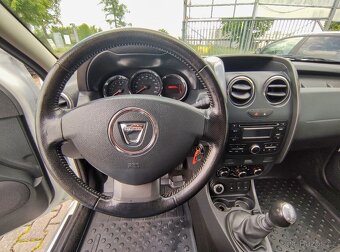 DACIA DUSTER 1.6i 16V 4x4 84KW,2016,KLIMA,ZÁVĚS,ESP,CD,BC. - 12