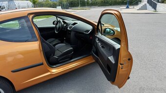 Peugeot 207 1,4 70 kW rok 2008 - 12