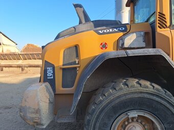 VOLVO L 90 H 4X4 - 12