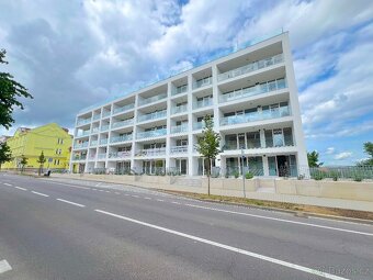 Pronájem novostavby bytu 1+kk s lodžií - Rezidence Jarošova - 12