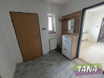 Rodinný dům se zahradou v obci Siřejovice v blízkosti města  - 12