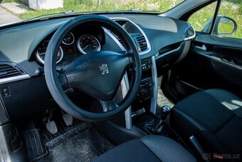 Peugeot 207 Legend - 12