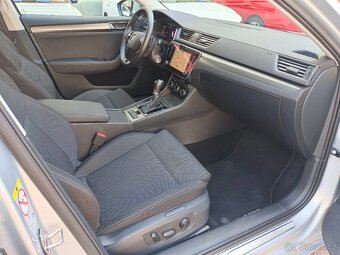 Škoda Superb 3 Combi 2.0TDI 110kW DSG 61tkm Virtual Matrix - 12