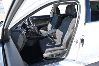 Škoda Superb 2.0TDI 110KW DSG Style 2/2022 - 12