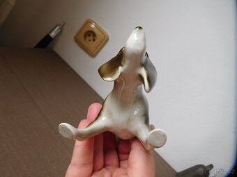 PORCELÁNOVÁ SOŠKA - PES - DUX - 12