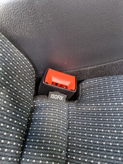 Ford Mondeo kombi 1.6 92 kW - 12