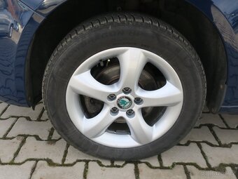 Škoda Fabia 1.2 HTP 51 kW - nové STK - 12