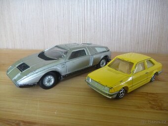 staré autíčka - 12