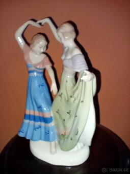 Tančící dívky. ROYAL DUX- ART-DECO sig. ELLY STROBACH - 12