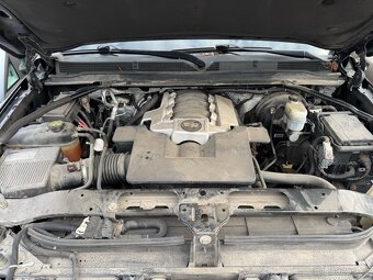 Cadillac Escalade - 12