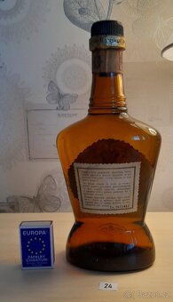 Sběratelský alkohol víno 3,78 liter BARBERA d´ALBA - 12