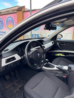 BMW E91, 325i, 160kw, manuální 6q - 12