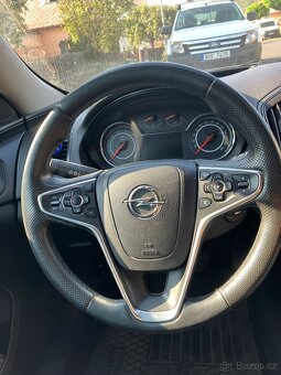 Opel Insignia - 12