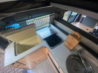 2002 Ford Transit Nugget 2.0 TDCi - 12