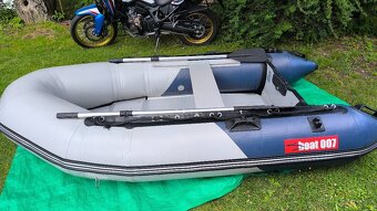 Prodám nafukovací člun BOAT 007 - 12