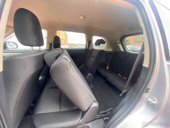 MITSUBISHI OUTLANDER  7 míst diesel manuál - 12