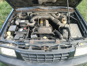 Opel Frontera B Sport - 12