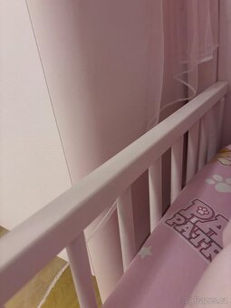 Domečková postel + šatní skříň + matrace - 12