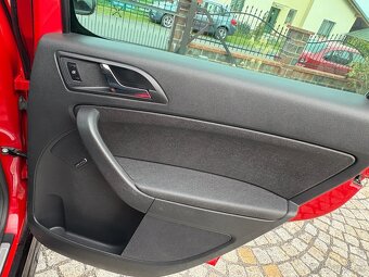 Škoda Yeti 2.0TDi MONTE CARLO 4x4 PANORAMA - 12