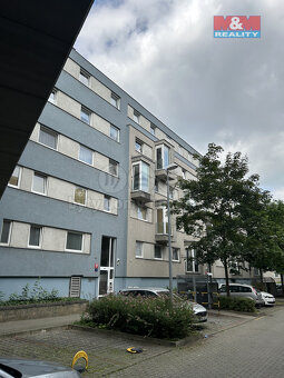 Pronájem bytu 1+kk, 42 m², Praha, ul. Chotěšovská - 12