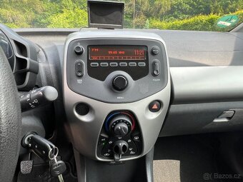 Citroën C1 1.0 i Kamera Tempomat 1. Majitel - 12