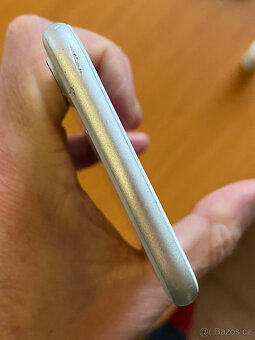 iPhone 7 / 32GB - 12