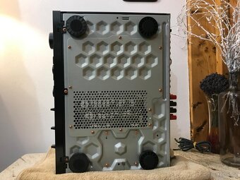 Pioneer A-445 Top stav - 12