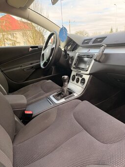 Volkswagen Passat B6 - 12