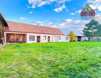 RD, výměra 152 m2, stav k rekonstrukci, sklep, vedlejší stav - 12