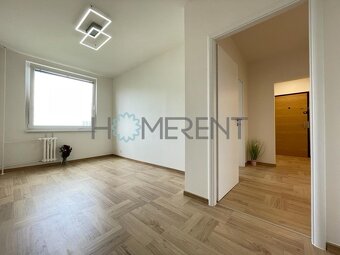 Pronájem bytu 4+kk, 75m² + lodžie - Praha - Modřany, ul. Per - 12