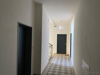 Zcela nový 2+k.k.,43m2, P.7-Holešovice, u metra Vltavska - 12