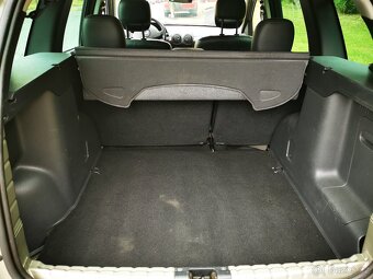 Dacia Duster 1.6 - 12