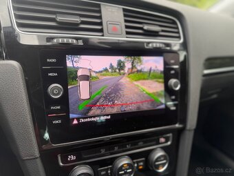 VOLKSWAGEN GOLF 7 1,5 TSI KOMBI DSG / HIGH./ LED / DPH - 12