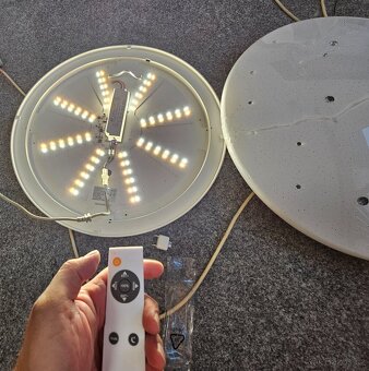 Robotický čistič oken Prixton BT200 Spire,LED Lustr na DO - 12