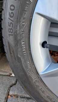 Alu kola 5x100 r15 originál škoda fabia zimní pneu - 12