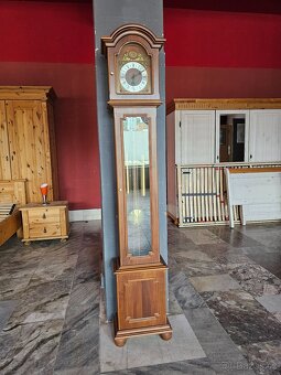 Mechanické Hodiny - 12