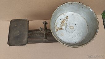 Stará 5kg váha s miskou - 12