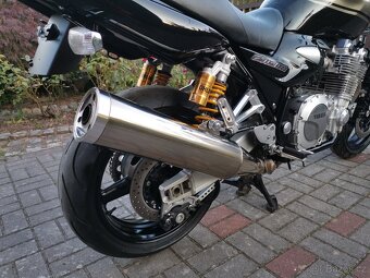 Yamaha XJR 1300 - 12