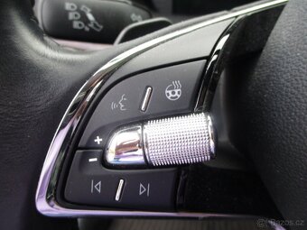 Škoda Octavia 2.0 TDi 4x4 Scout Combi ČR 1.MAJ. - 12